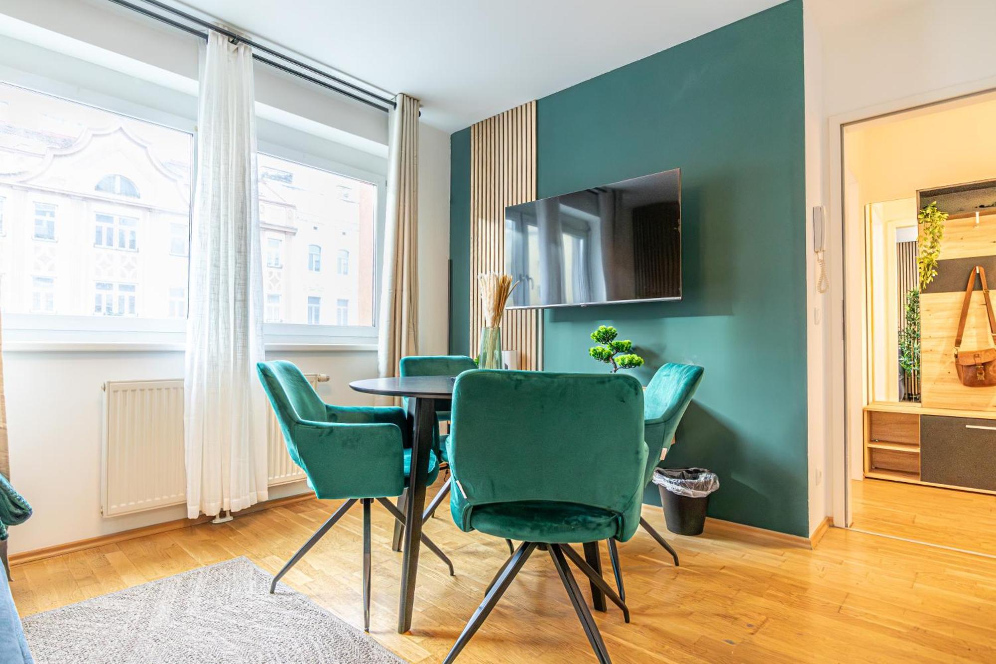 Apartmán Charming 1Br, Steps From Reumannplatz U1 Vídeň Exteriér fotografie