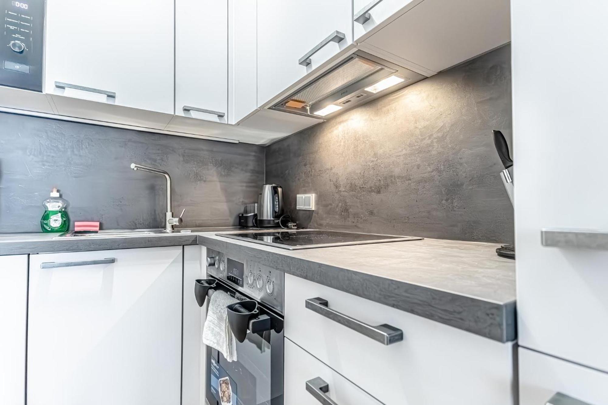 Apartmán Charming 1Br, Steps From Reumannplatz U1 Vídeň Exteriér fotografie